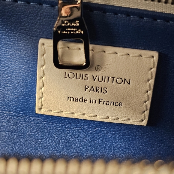 Louis Vuitton Toiletry Watercolor Cosmetic Bag Giant Flower Monogram Vir… - Picture 13 of 17